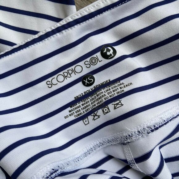 Scorpio Sol Womens Leggings Size XS Navy Blue White Striped Cropped Length - Picture 3 of 9
